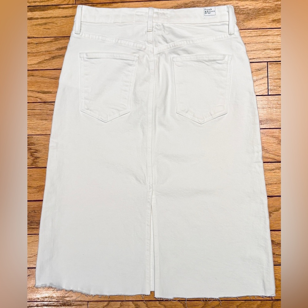NWOT White Frank & Eileen “Donny” Midi Jean Skirt with Front Seam, Size 27 - Picture 2 of 7